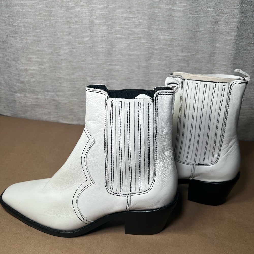 Urban Outfitters White Western Chelsea Boots Size 37 - Picture 13 of 15